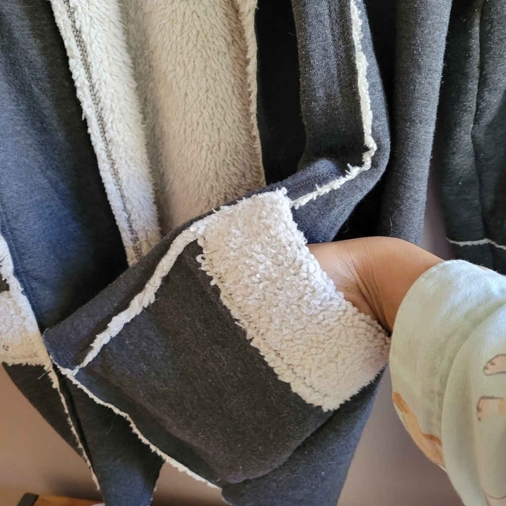 Cavalini Sherpa Jacket Small Open Front Pockets Lightweight Dark Grey Cardigan - Picture 8 of 12